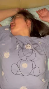 自己看